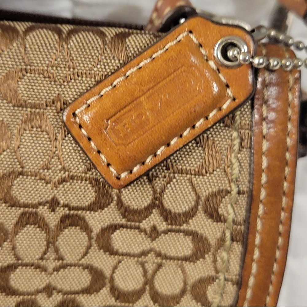 VTG Y2K Coach 44718 Brown Mini C Signature Soho Buckle Swingpack Crossbody Purse - Picture 14 of 16